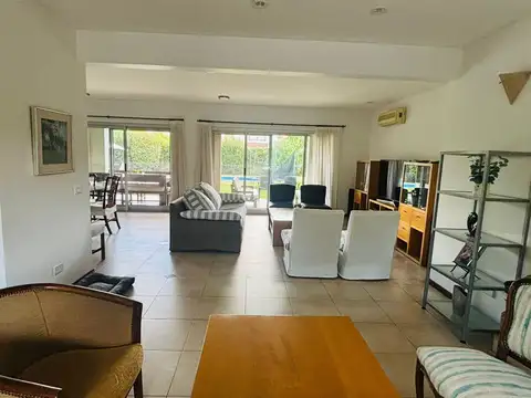 Casa en Venta al Oeste