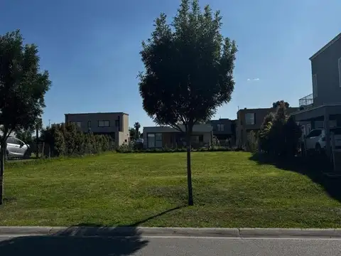 Lote interno venta financiado, B° Santo Tomas, Derqui, Pilar