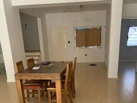 Casa en Venta en Villa Luzuriaga, USD 194.900