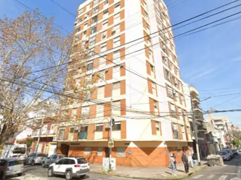 DEPTO 3 AMBIENTES "MUY LUMINOSO" LANUS ESTE