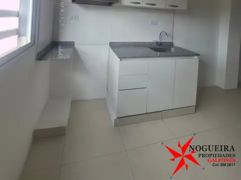 Depto Tipo Casa en Alquiler en Caseros, $ 650.000