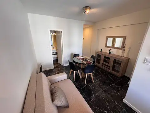 Gascon 1800, Piso 4