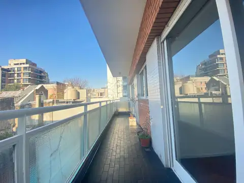DEPTO EN ALQUILER 4 AMB EN PALERMO - BALCÓN