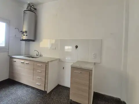 Depto Tipo Casa 3 ambientes con 1 baño