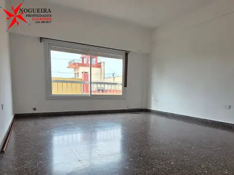 Depto Tipo Casa en Alquiler en Caseros, $ 800.000