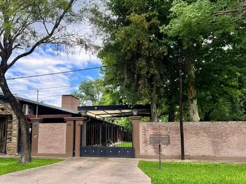 VENTA CASA 2 D + QUINCHO | 569m² | ALTOS DEL SAUCE