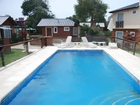 Casa 2 ambientes con 1 baño