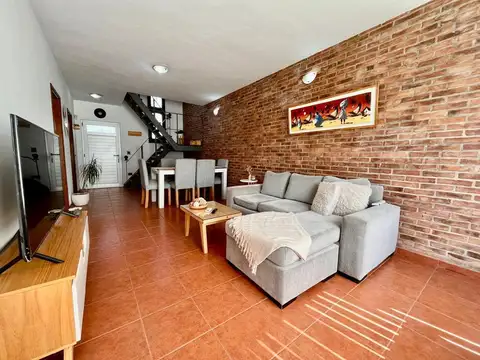 Casa en Alquiler de 3 dormitorios