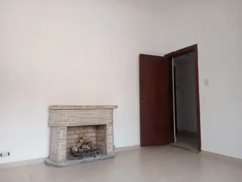 Depto Tipo Casa en Alquiler de 2 dormitorios
