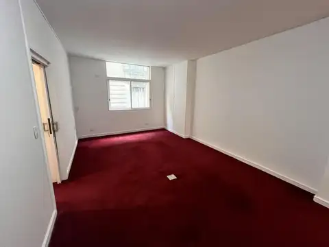 Oficina en alquiler - 4 Ambientes - San Nicolás