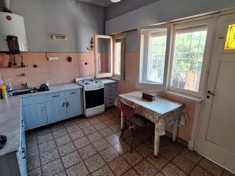 Depto Tipo Casa en Venta en Villa Ballester, USD 90.000