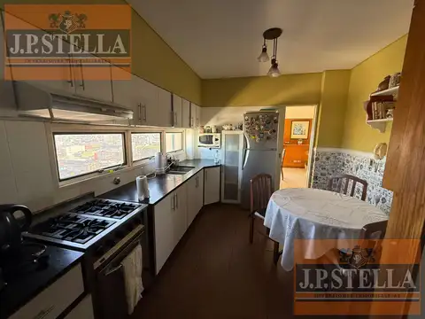 Departamento en Alquiler con 1 cocheras