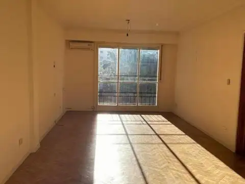 Departamento en venta - 4 Dormitorios 2 Baños - 125Mts2 - Belgrano