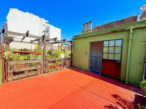 Depto Tipo Casa en Venta de 4 ambientes