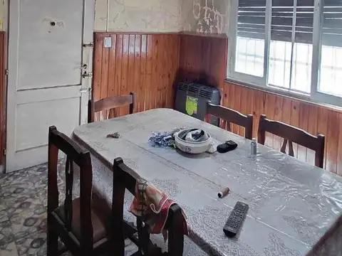 Casa en Venta en Temperley, USD 60.000