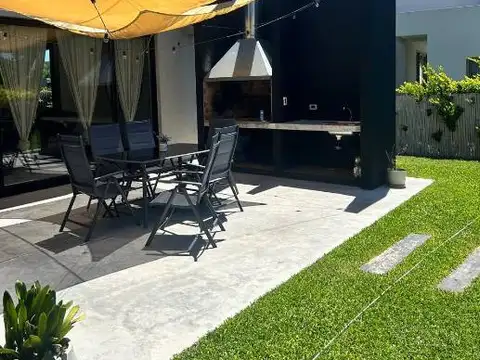 Casa en venta tipo minimalista en Greenville Polo & Resort, Oportunidad 