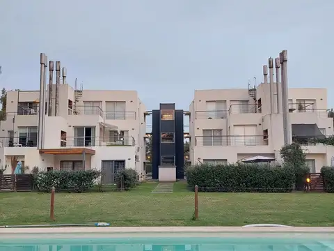 DEPTO 3 DORMITORIOS EN ALQUILER TEMPORARIO EN FISHERTON.