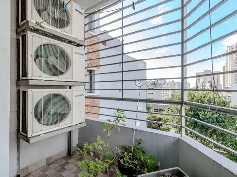 Departamento 4 ambientes con 3 baños