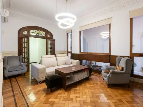 Venta ph 5 amb con gran patio.unico en colegiales.
