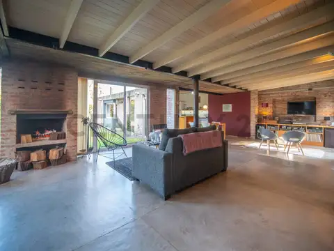 Casa en Venta en City Bell, USD 172.000