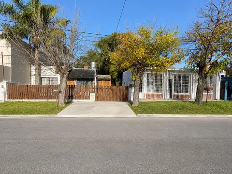 Casa en Matheu DOBLE LOTE+3 MONOAMBIENTES (Renta).