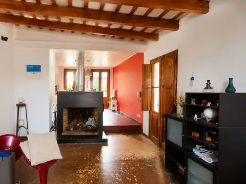 Casa  venta 5 amb luminosa jardín  pileta Martínez