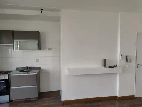 MONOAMBIENTE EN VENTA EN FLORES