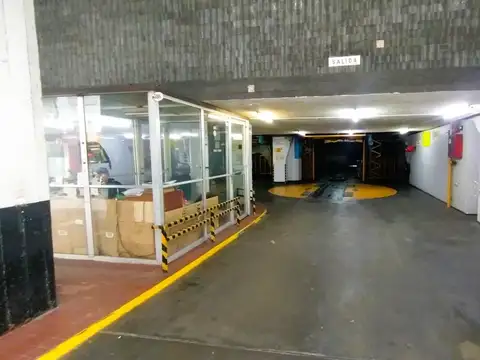 Cochera en venta en Tribunales