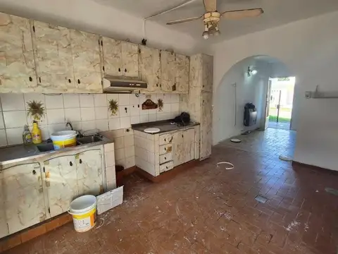 Casa en Alquiler en Bella Vista, $ 850.000