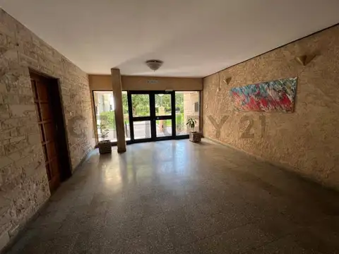 Adolfo Calle 3600, Piso 0