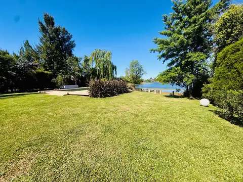 boulevard de todos los santos 5600