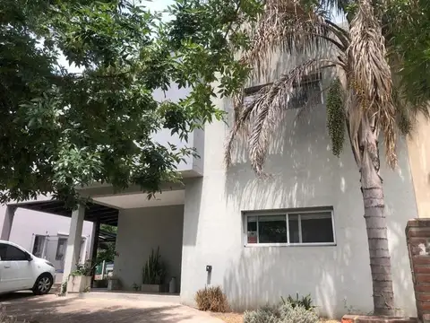 Casa en Alquiler 8 años