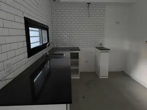 Depto Tipo Casa en Venta en Lisandro Olmos Etcheverry, USD 75.000