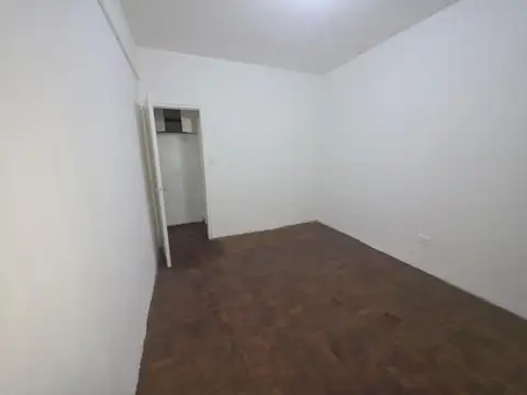 En Venta Ciudad Jardin: Departamento de 2 Ambientes en Planta Baja Al Frente F: 7511