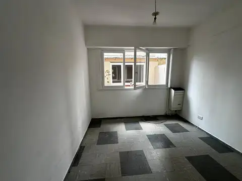 Departamento en alquiler zona Plaza Colon