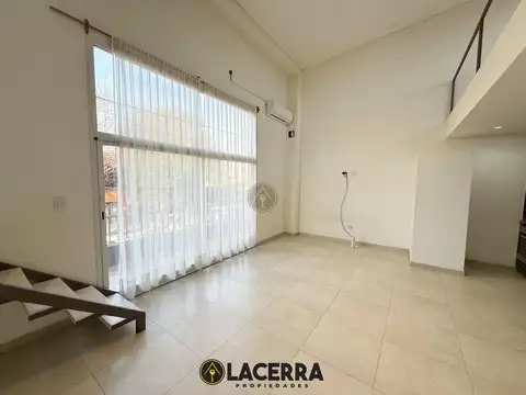 Departamento en Alquiler en Villa Ballester, $ 750.000