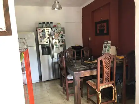 Casa 6 ambientes con 3 baños