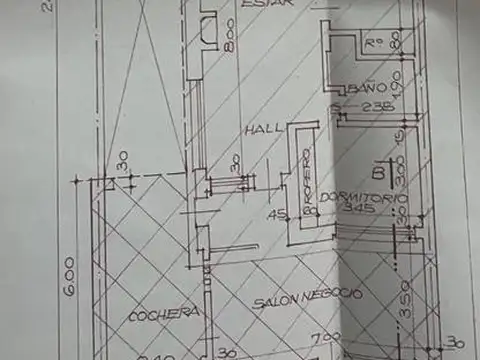 casa a la venta en centro de lujan ideal desarrollo inmobiliario