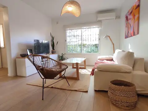 Las Lomas San Isidro - Don Bosco 1600 - Impecable PH con Jardín, Galería con Parrilla y Cochera TEMP