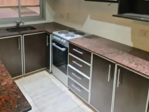 Departamento en Alquiler en Morón, $ 500.000