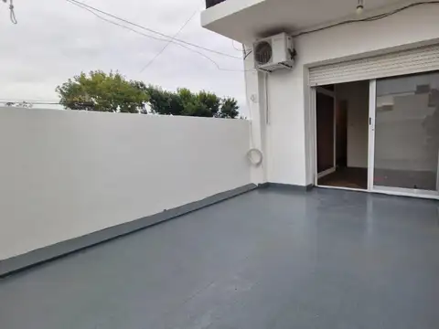 VENTA - Departamento 2 ambientes en Beccar con terraza y renta vigente