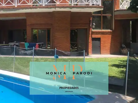 Casa 5 ambientes con 4 baños