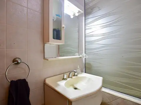 Casa en Venta c/ 3 Dormitorios, Parque y Pileta