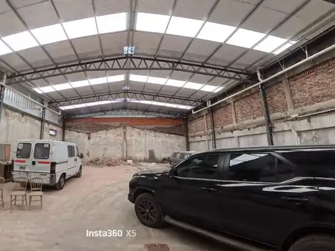 VENTA DEPOSITO GALPON DOBLE ALTURA 662 M2 CABA