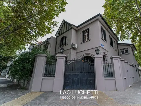 VENTA! Lindisima Casa con patio! Sucre esquina Washington  BELGRANO R!