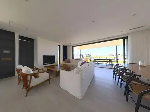 Casa en Alquiler al Noreste