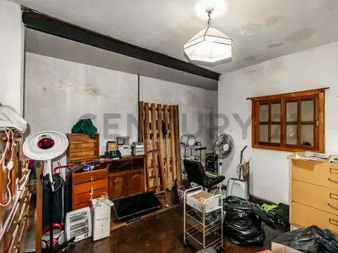 VENTA CASA 5 AMB QUINCHO Y PILETA UBICADO EN SÀENZ PEÑA