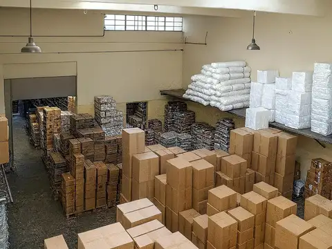 Galpon en Venta 17  mts Fondo