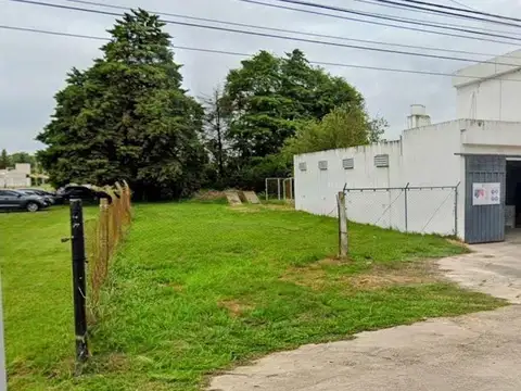 Venta - galpon y oficina - inriville cordoba