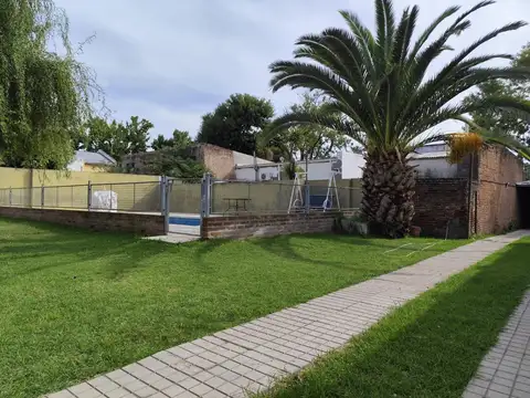 Casa en venta en Junin tres dormitorios